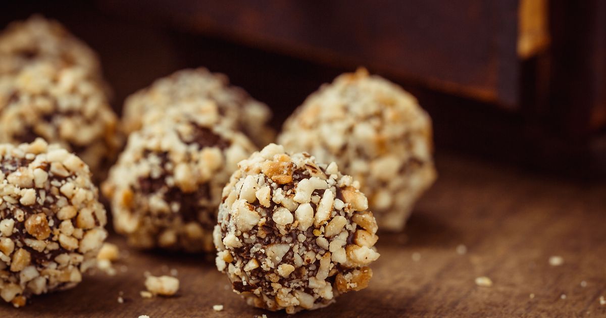 Ove lešnik bombice su toliko dobre da ćete ih praviti stalno: Recept koji ne može da vam ne uspe