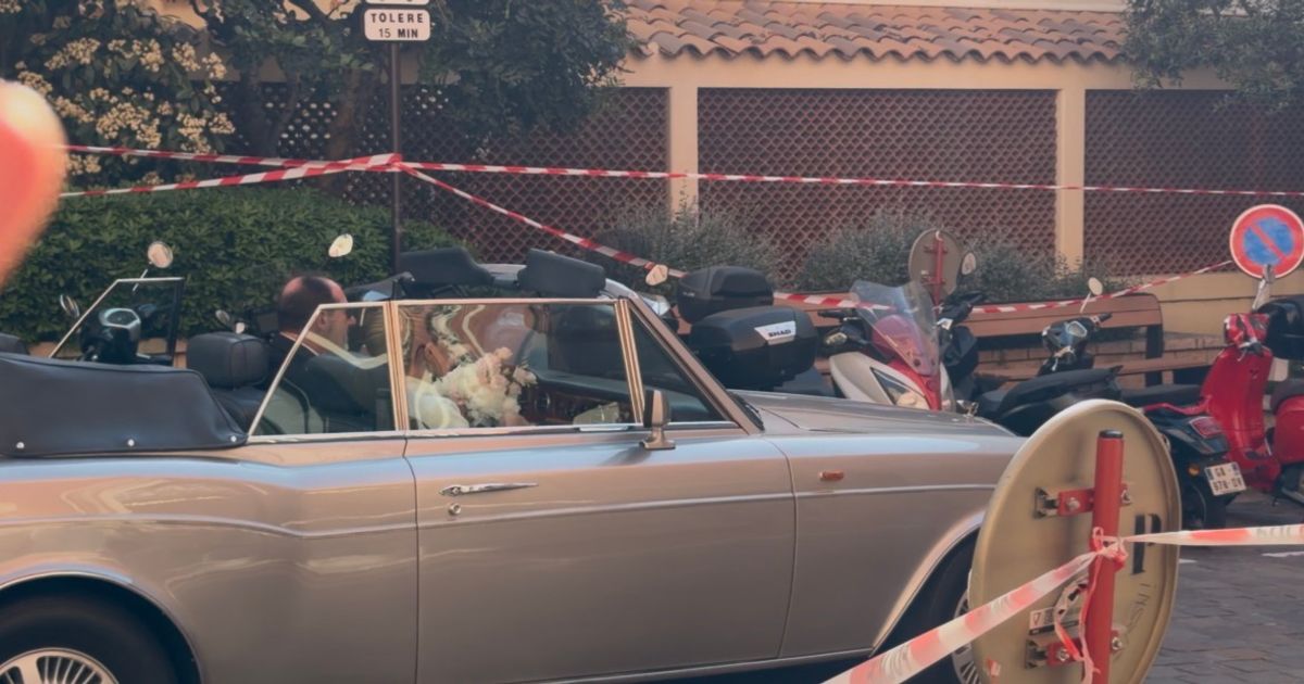 EKSKLUZIVNO! Melina u venčanici stigla sa milionerom u opštinu: Obezbeđenje ih štiti, sve zatvoreno