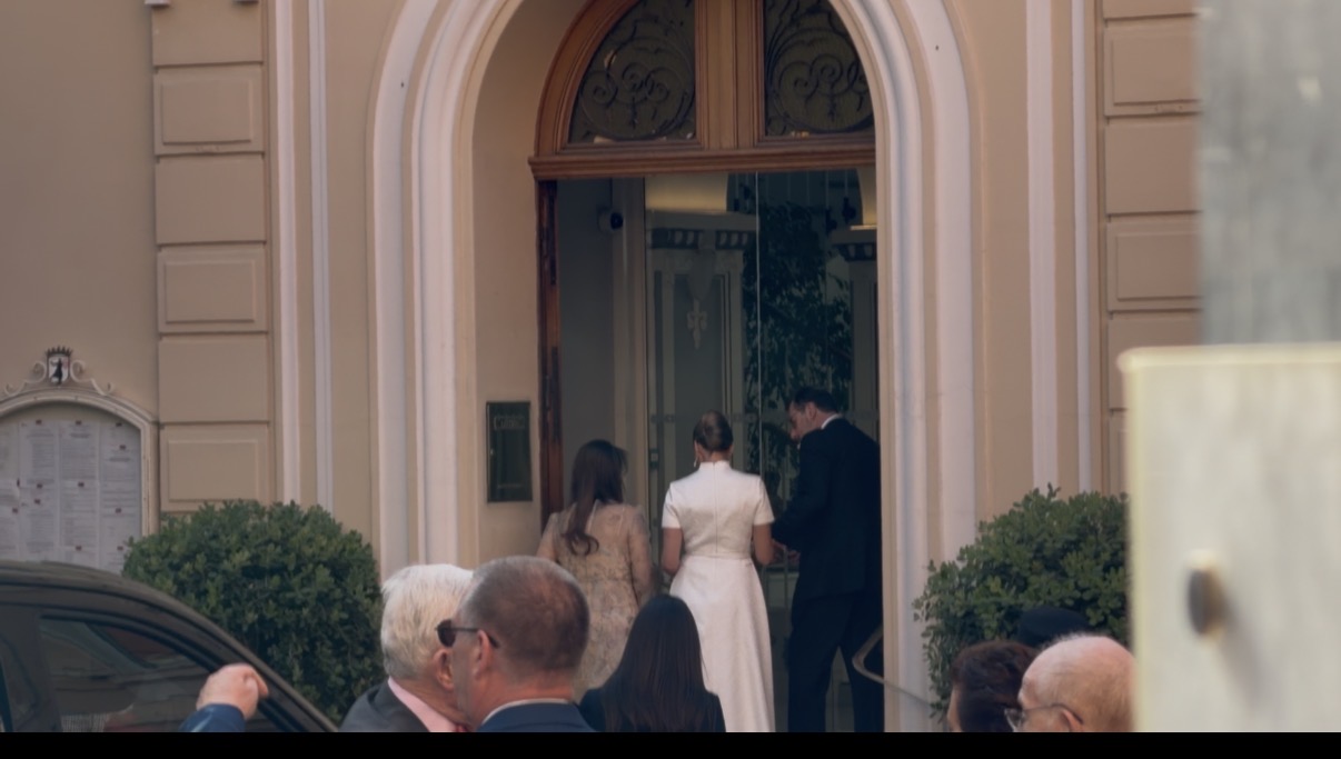 Udala se Melina Džinović za 23 godine starijeg milionera u Monaku: Opština zatvorena zbog njih