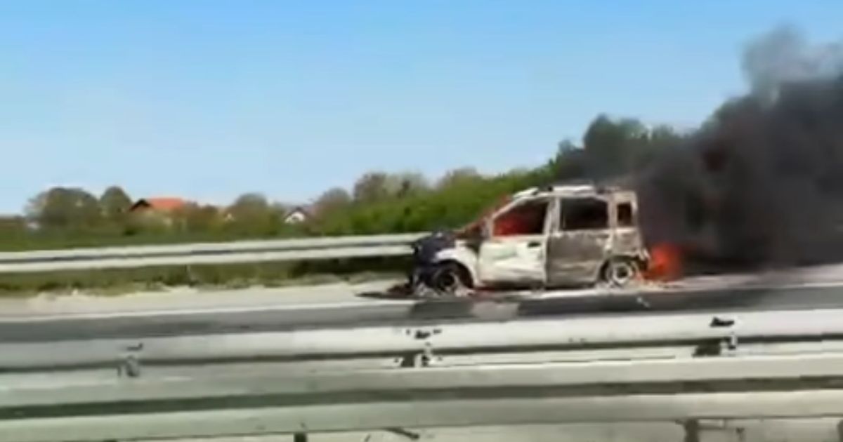 Zapalio se auto na auto-putu Miloš Veliki: Stvaraju se zastoji, sve se zadimilo