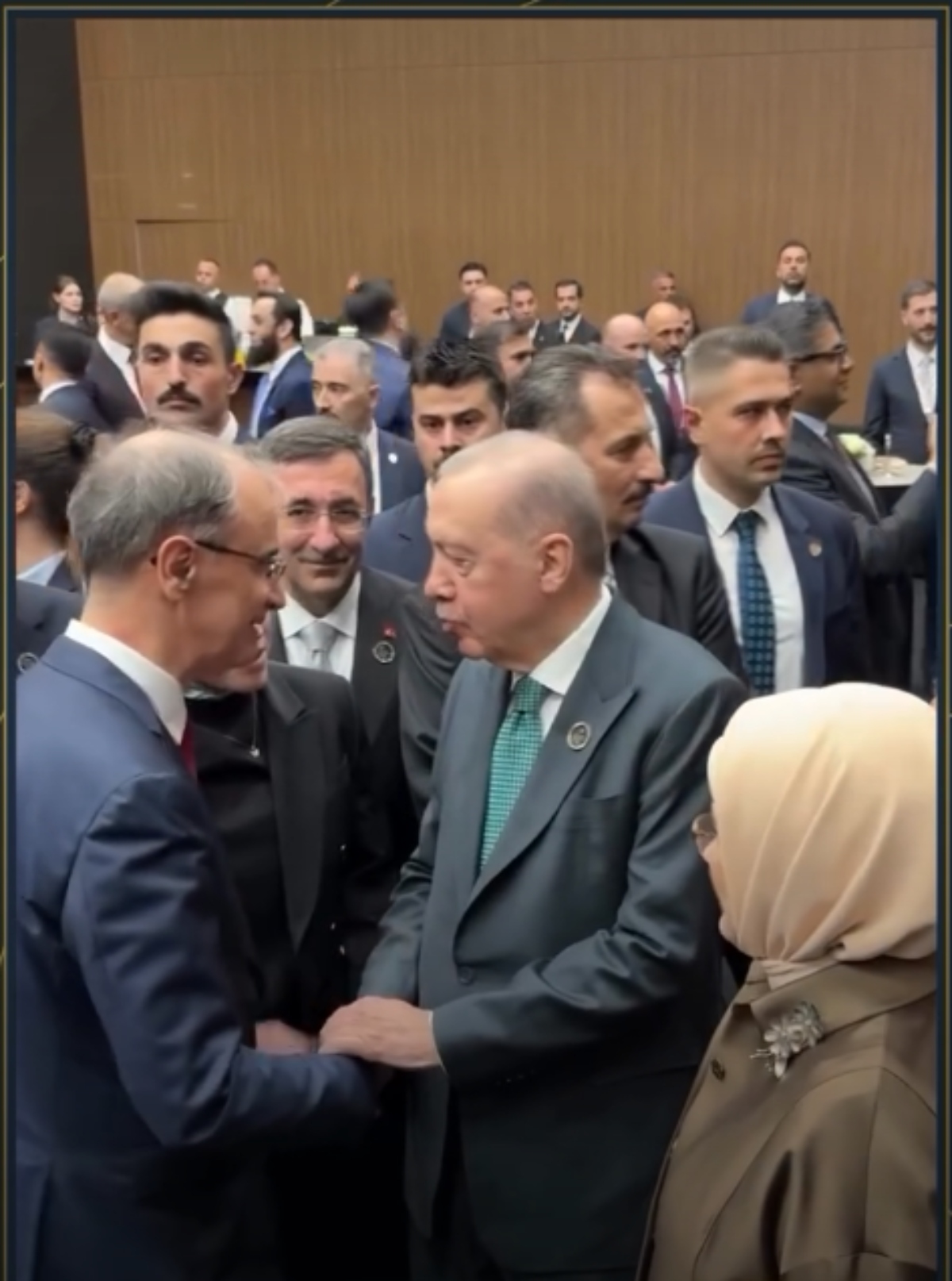 Oglasio se Macut o susretu sa Erdoganom: Objavio snimak