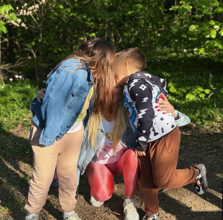 Goga Gačić sa decom