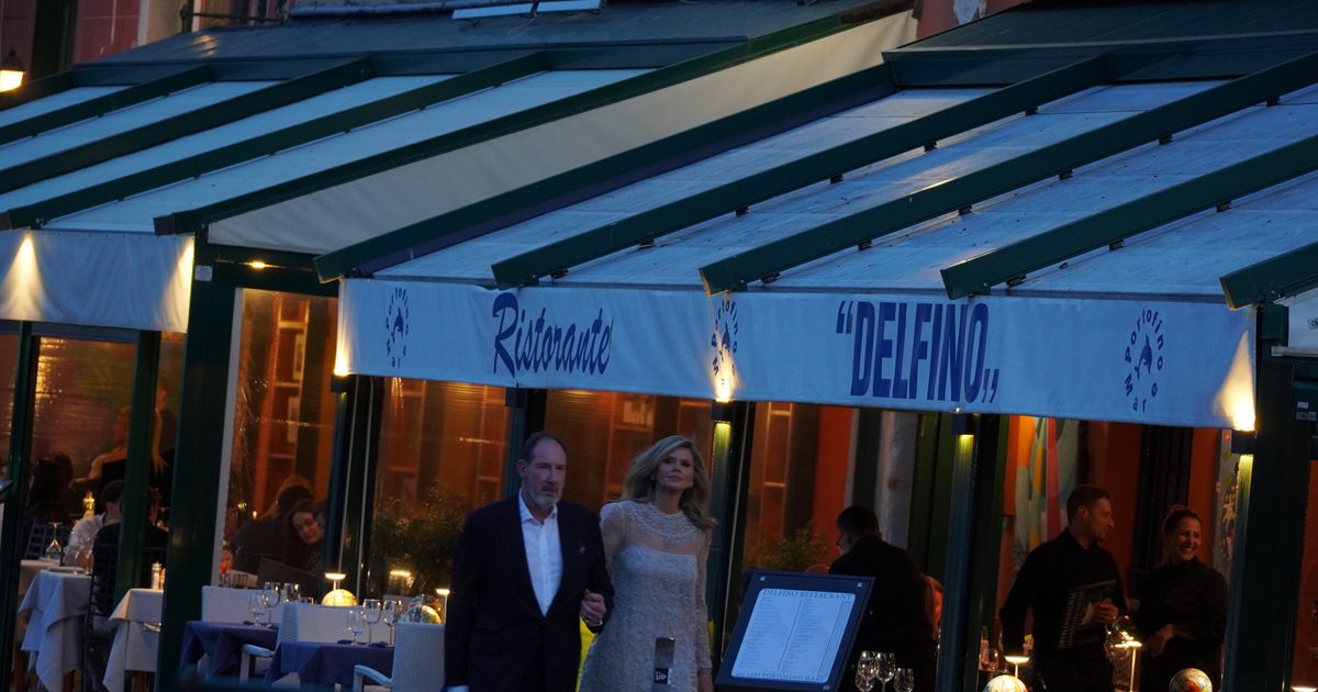 Melina upoznala milionera u taksiju, on joj upao na vožnju: 