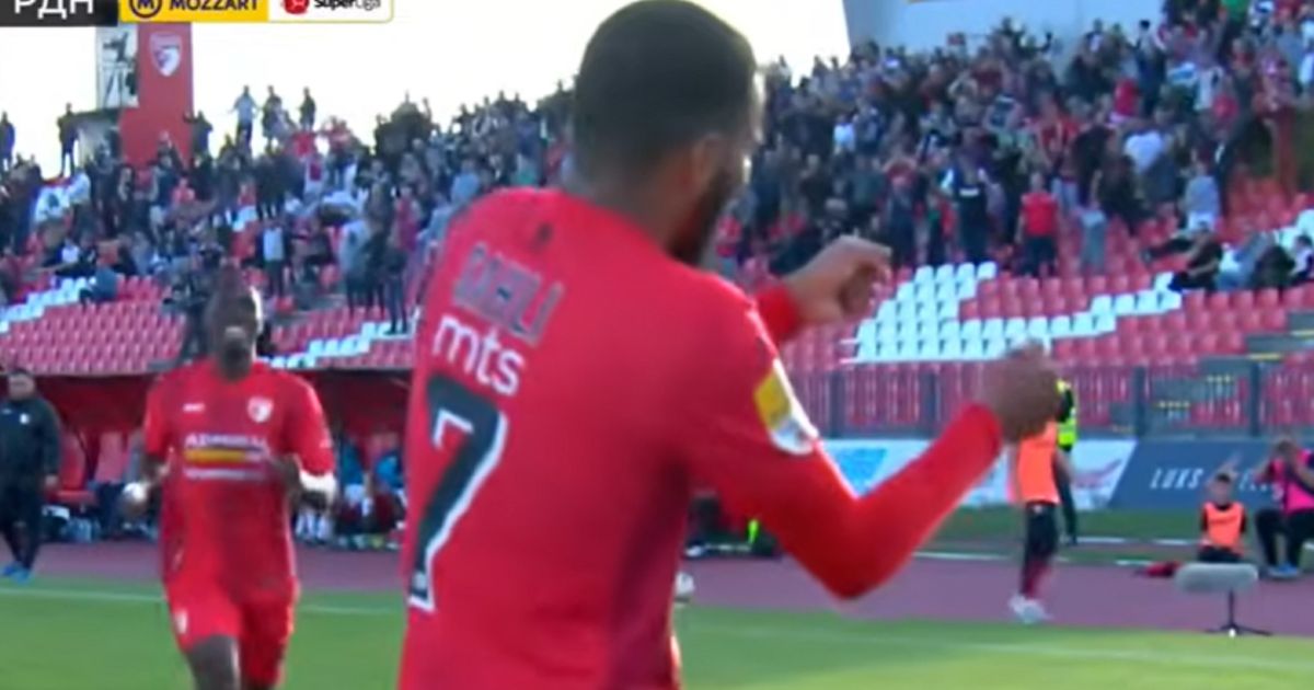 Dao gol pa ga proslavio na čudan način, dva prelepa pogotka obeležila 