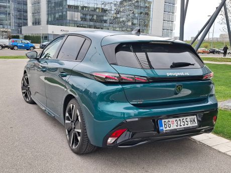 Peugeot, Peugeot 308, vozili smo Peugeot 308, test Peugeot 308, Peugeot 308 hybrid GT,