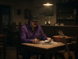 Haris Džinović broji pare