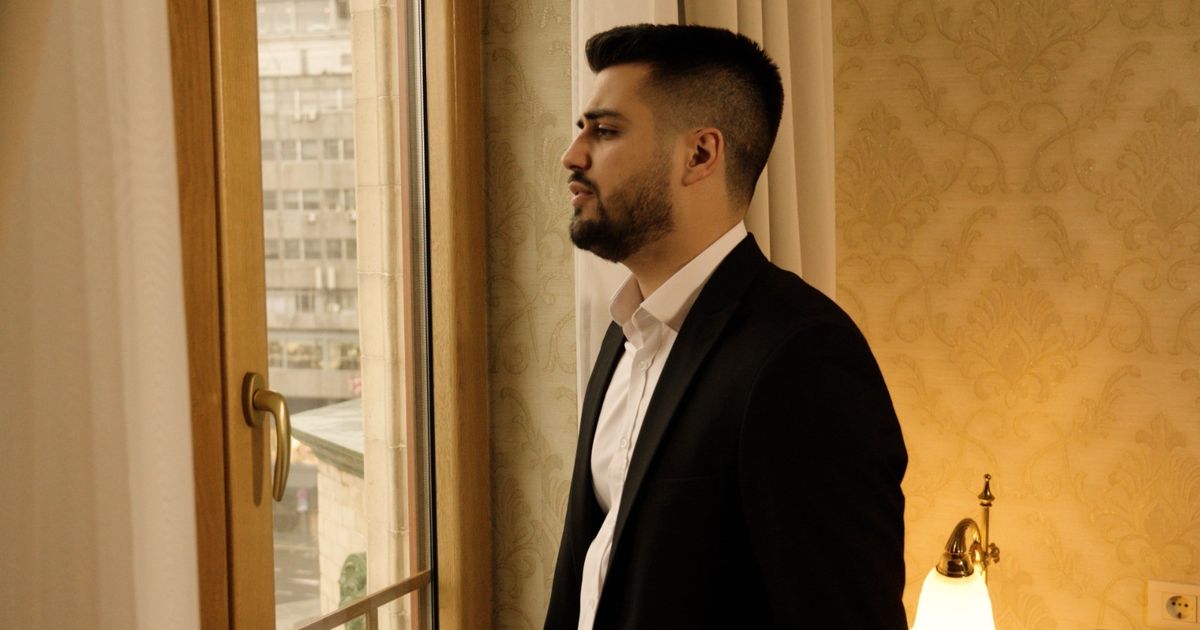 Savladao najteži zadatak! Po uzoru na Sašu Matića snimio novu pesmu: Pevač povukao ovaj potez - oduševio sve