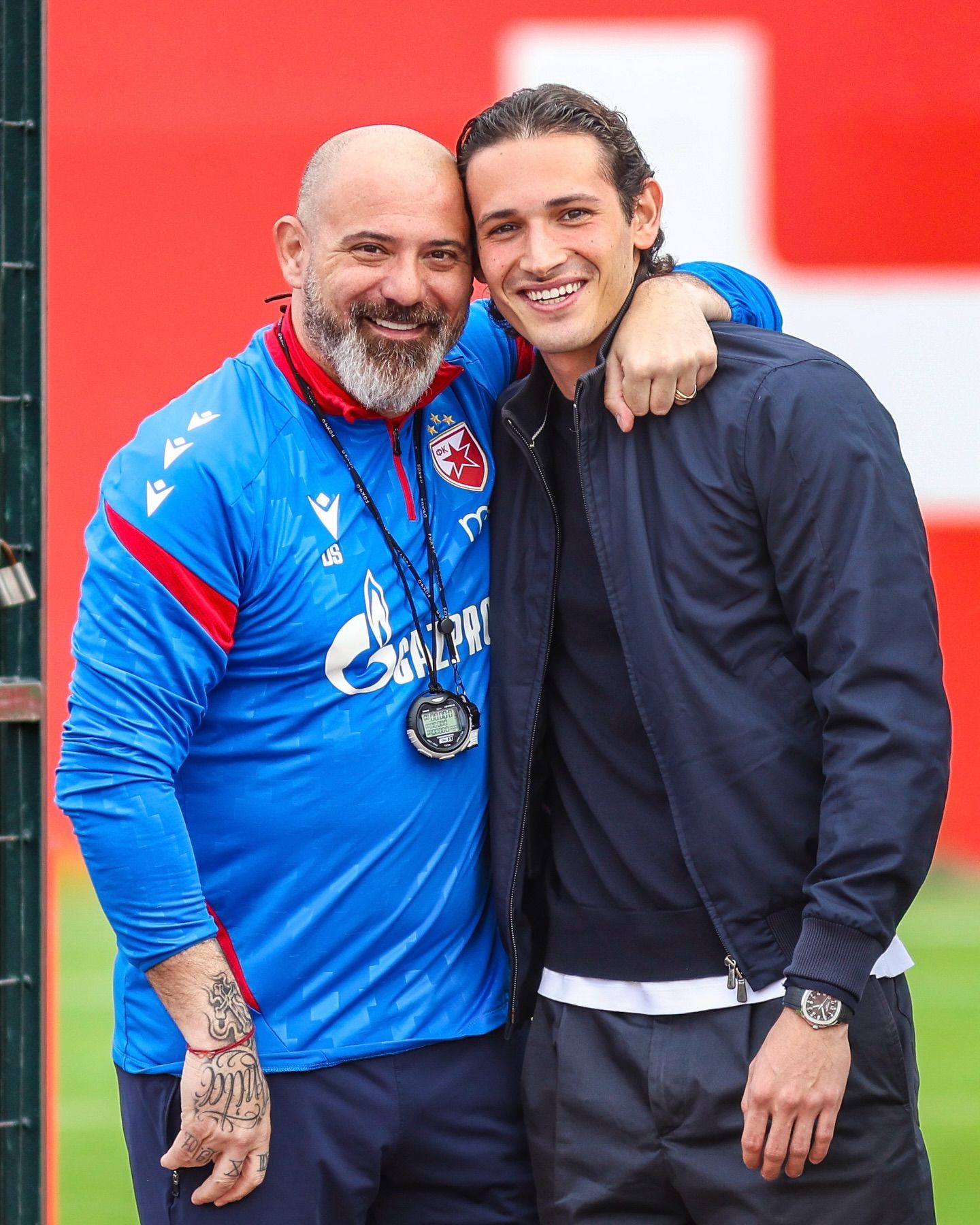 Dušan Mihajlović iznenadio Dejana Stankovića na treningu Zvezde: Sin legendarnog Mihe posetio crveno-bele