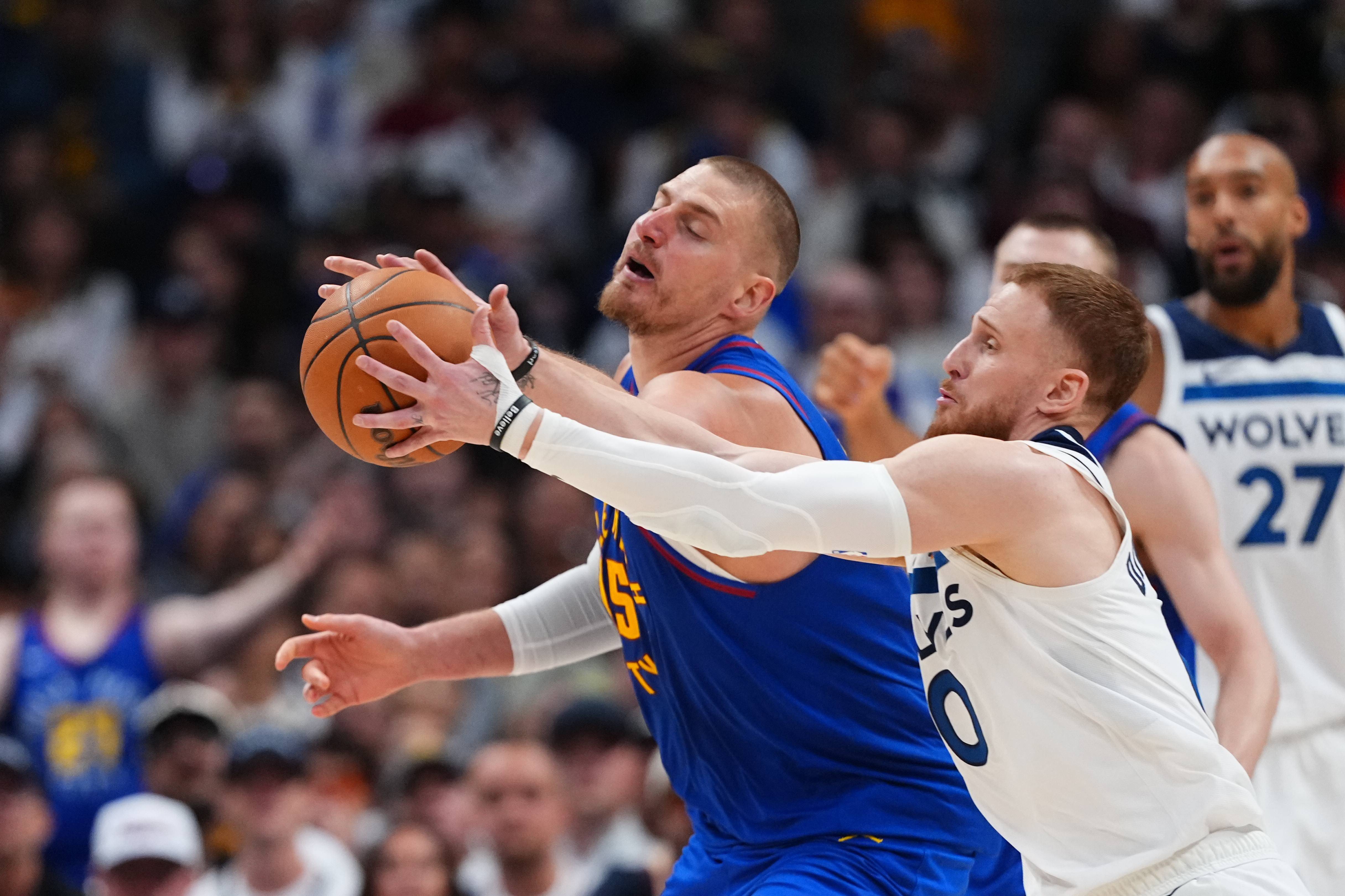 Haos na kraju utakmice: Jokić ušao u sukob sa Entonijem Edvardsom