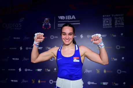 Sara Ćirković