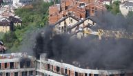 Veliki požar na gradilištu na Čukaričkoj padini: Gori krov na zgradi koja niče, vatra se širi!