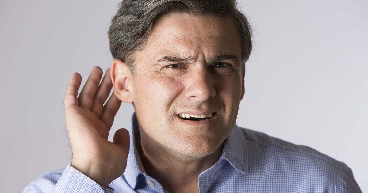 Zatvarate oči da biste bolje čuli? Nova studija dokazala da radite potpuno pogrešnu stvar