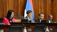 Skupština Srbije danas nastavlja vanredno zasedanje