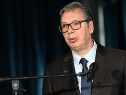 Aleksandar Vučić, Alabar, kula Beograd Vidikovac
