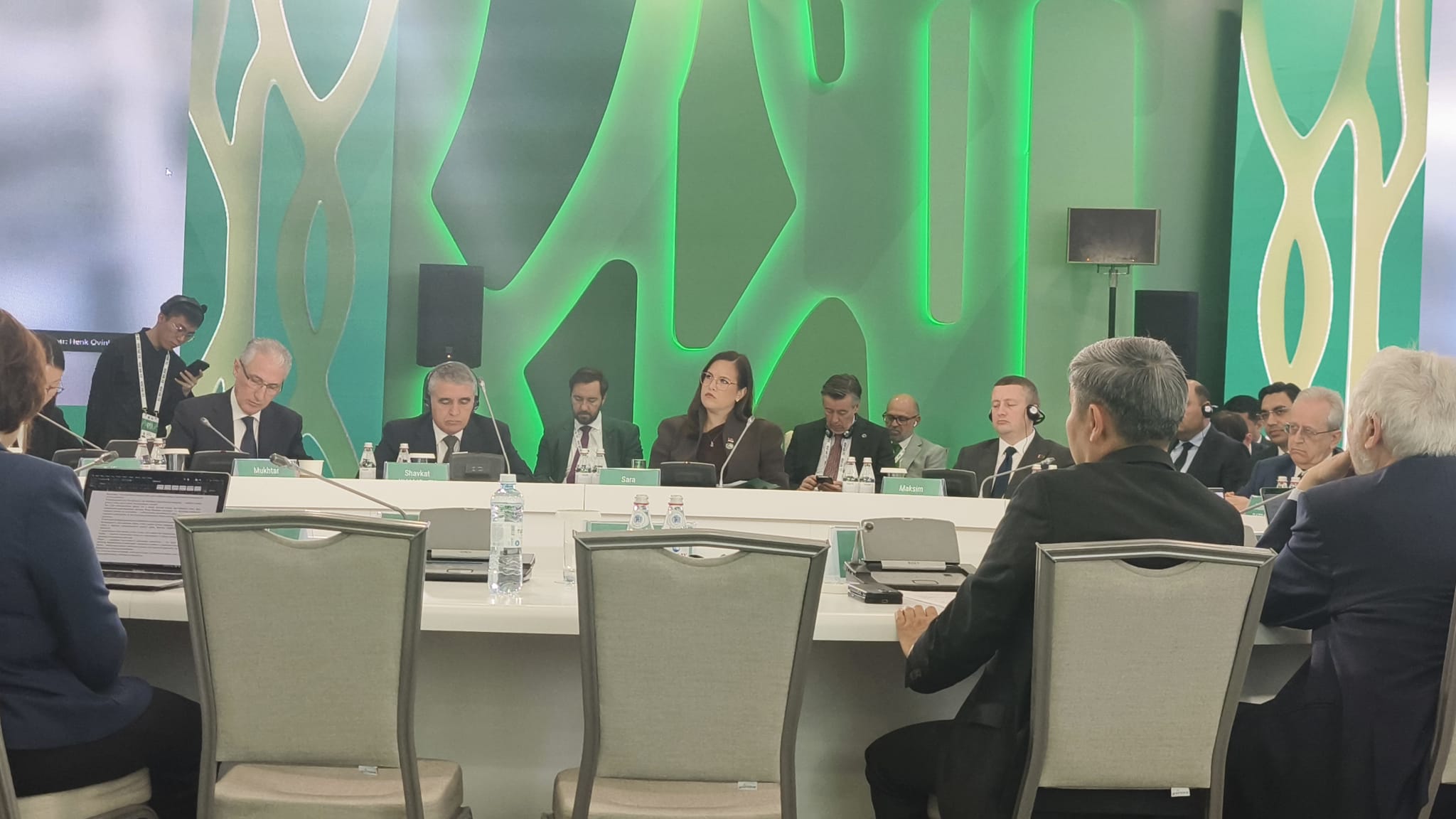 TELEGRAF U ASTANI Ekološki izazovi ne poznaju granice: Svet u borbi protiv "vodenog bankrota"