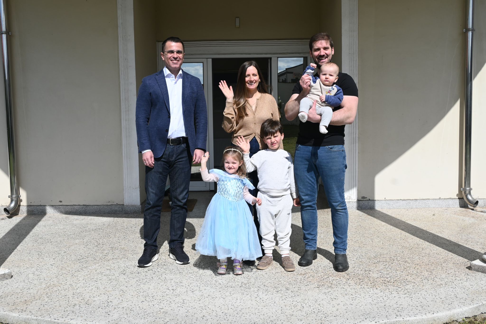 Ostavili Lisabon i vratili se u Smederevo: Ivan i Vania sa troje dece našli mir u Srbiji i pokrenuli biznis