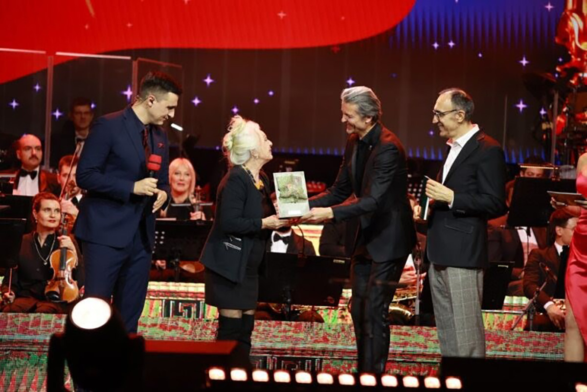 JUBILARNO BEOGRADSKO PROLEĆE ODRŽANO U MTS DVORANI. 65 GODINA FESTIVALA OBELEŽENO UZ VELIKANE MUZIČKE SCENE