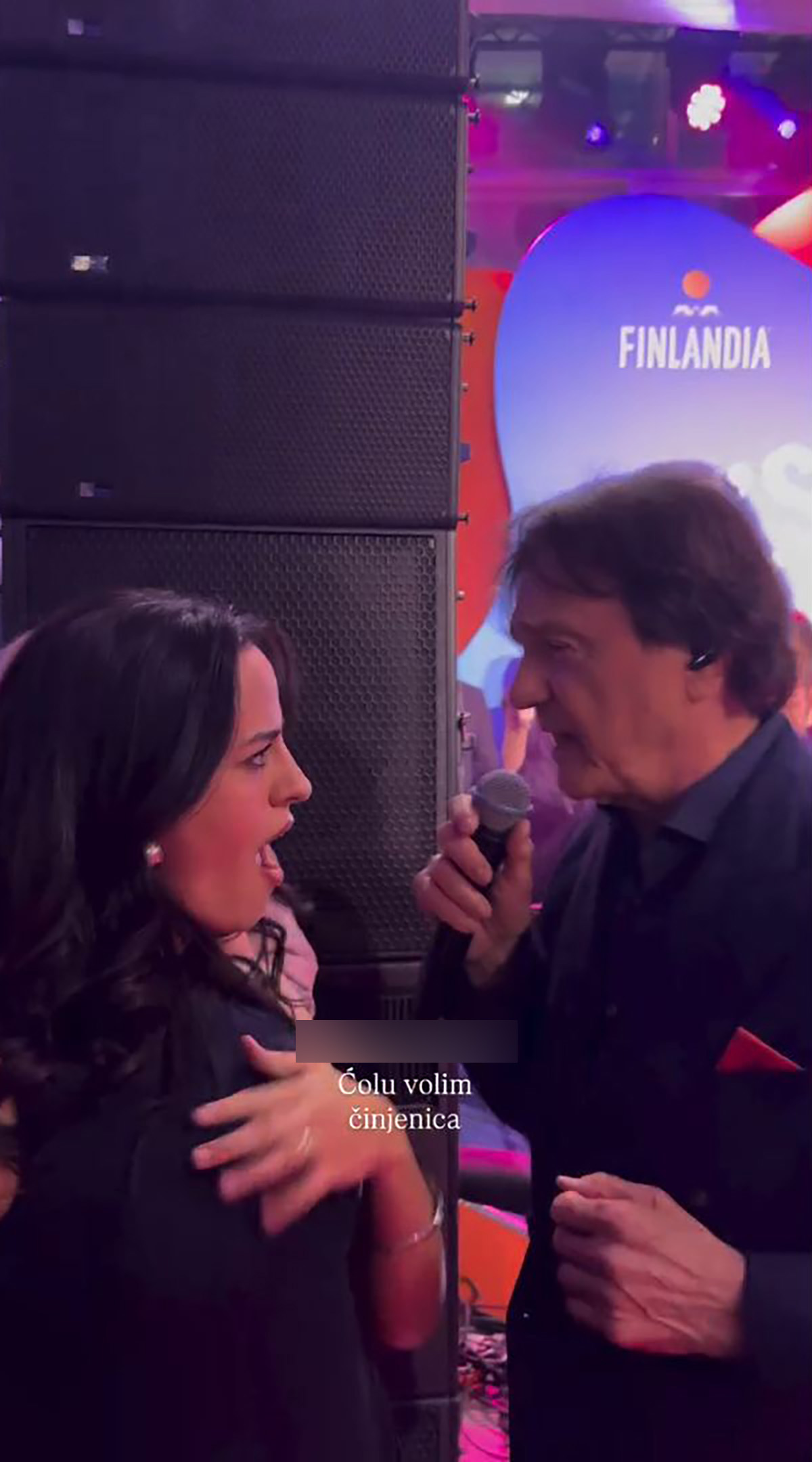 Čola prišao ćerki Jovana Memedovića na nastupu, ona van sebe: Zbog džentlmenskog poteza umalo pala u nesvest