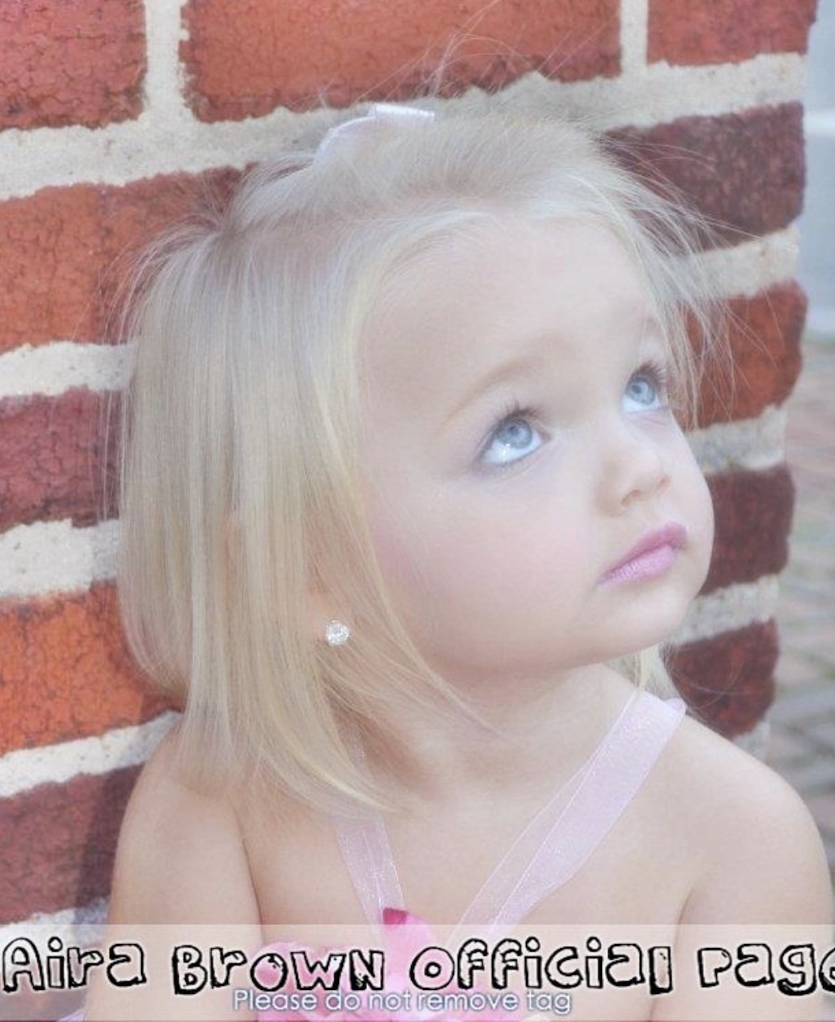 Majka na njoj zaradila milione, šminkali su je kad još nije znala ni da piše: Danas je niko ne bi prepoznao