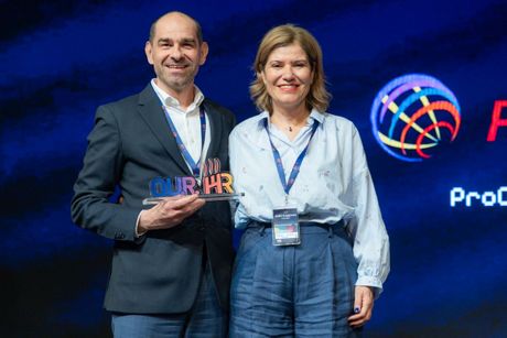 Dragan Reščik PCB i Jovana Uzelac, Nestle