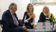 Iskra koja budi svet sećanja: Olgica Kravljača Veljović predstavila zbirku "Plamen ivanjdanske sveće"