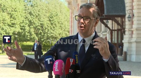 Šantili, Aleksandar Vučić