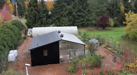 Penzionerka napravila kućicu iz snova