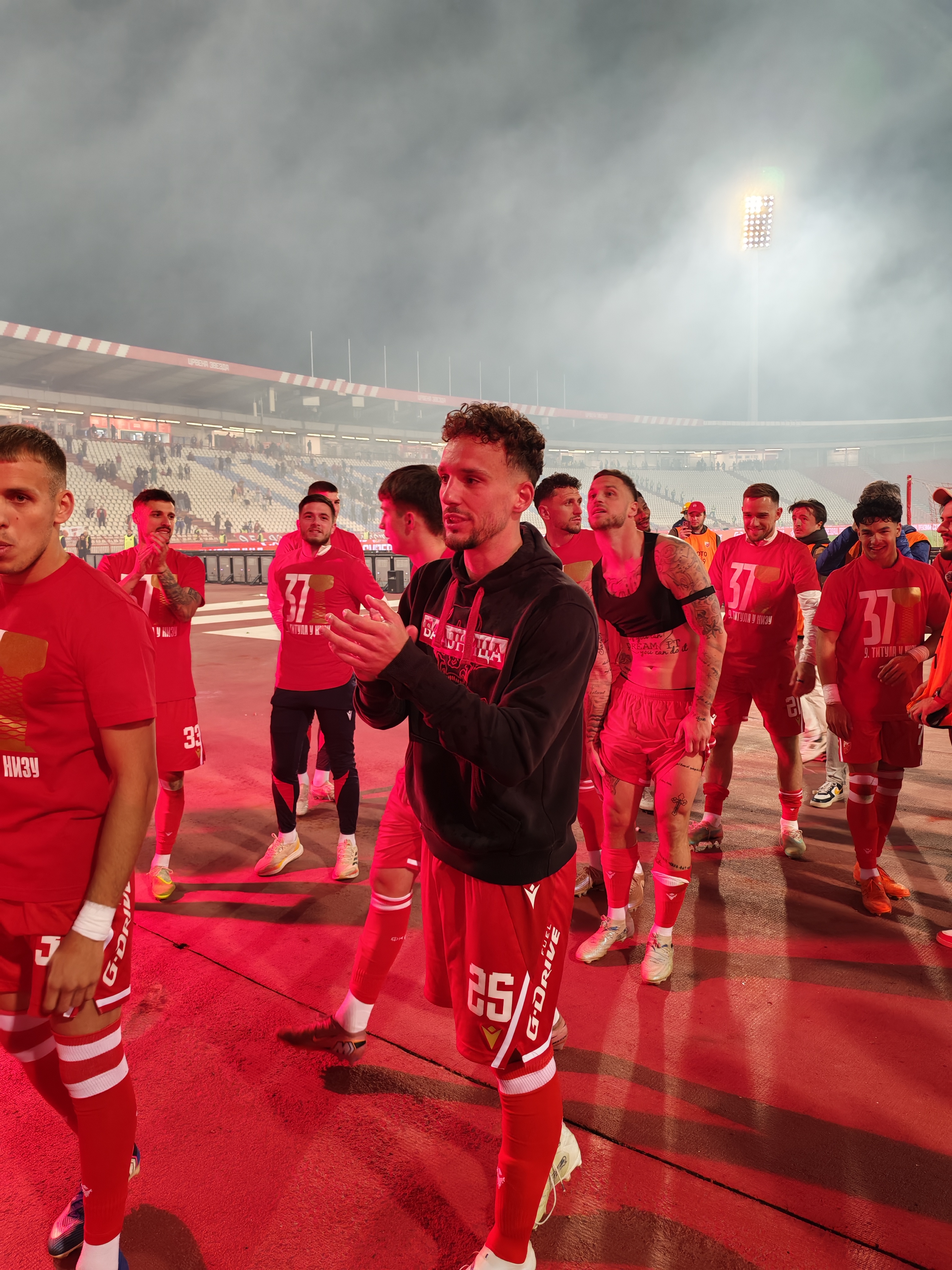 Strahinja Eraković u posebnom duksu slavio novu titulu Zvezde, evo o čemu je reč