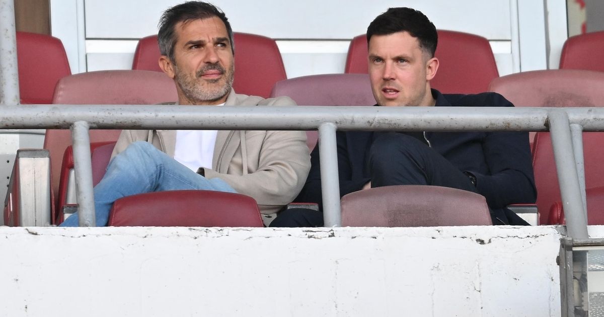 Oterali ga posle prethodnog večitog derbija, on sada opet došao da gleda utakmicu Zvezde i Partizana