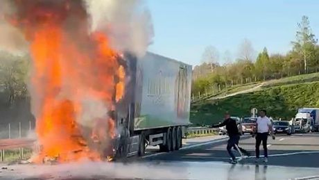 Požega, auto-put požar