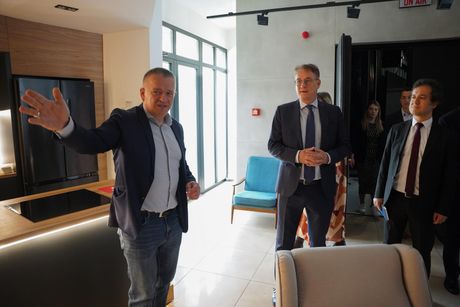 Ilhan Sajgili, ambasador Turske u poseti redakciji Telegraf.rs