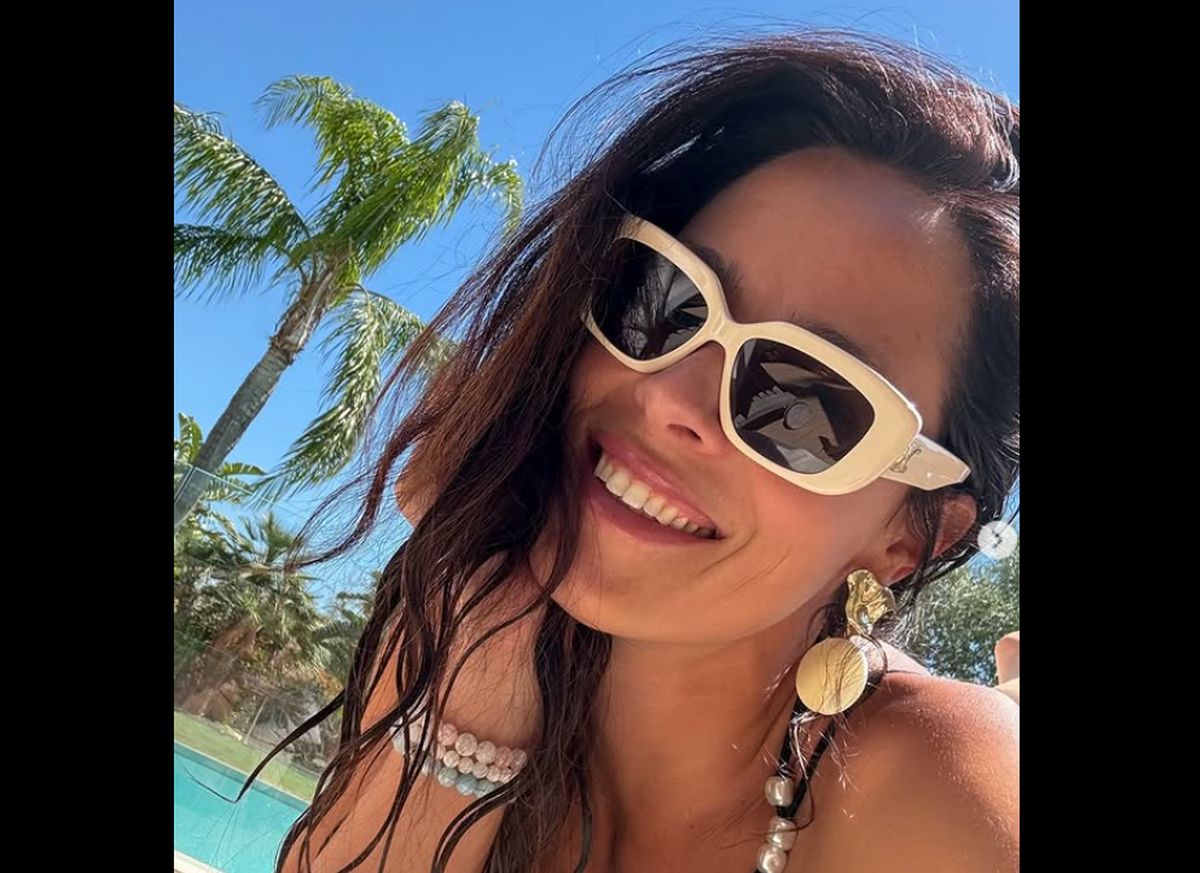 Ana u bikiniju i miniću priziva leto: Bivša teniserka nabacila ten - nakon razvoda uživa punim plućima