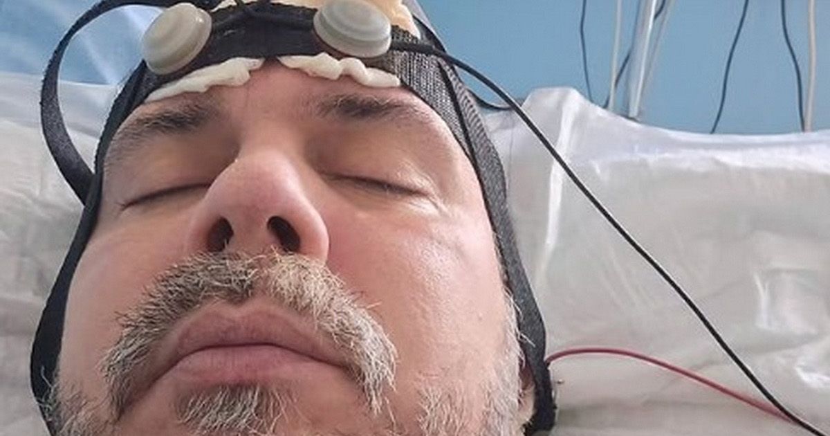 Bojan Tomović se oglasio iz bolnice: Pevaču pogoršano zdravlje, priključen na aparate 