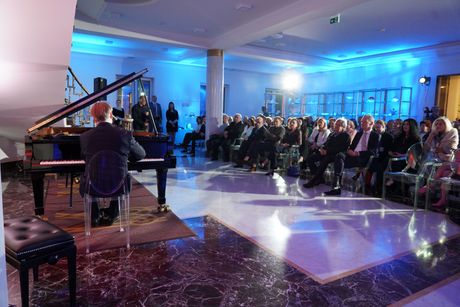 Koncert kamerne muzike Ivana Jevtića u Palati umetnosti Madlena