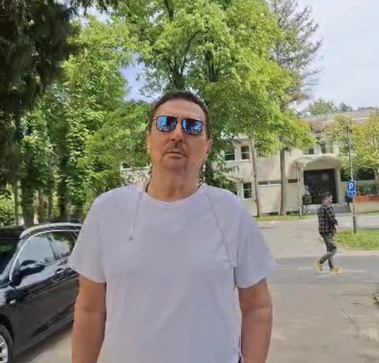 "Sve se pare slatko potroše, dobio sam 2.500 evra" Keba o kocki, na pitanje o Darinim porukama se šokirao