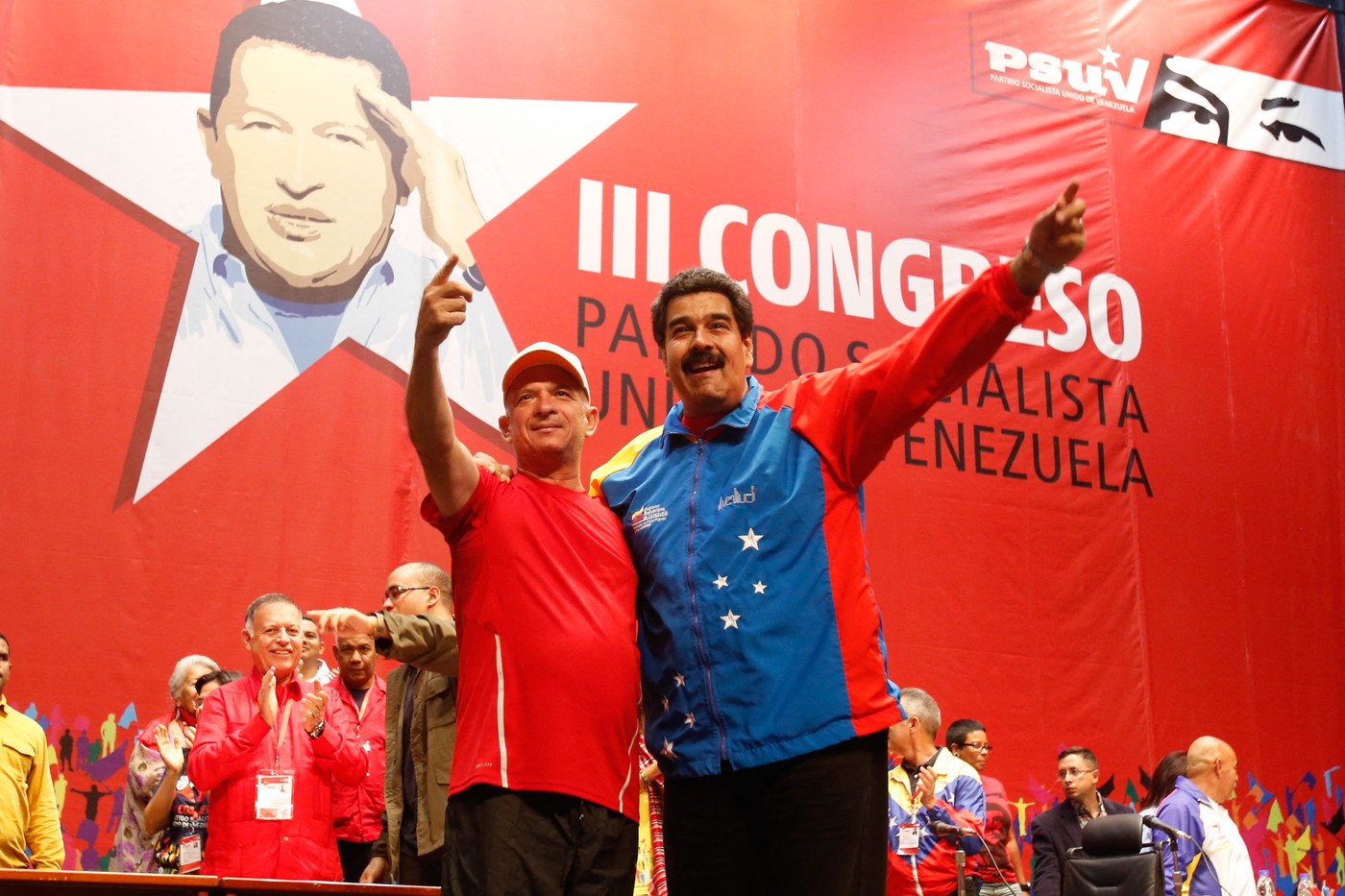 Da li se Maduro upetljao u kučine svog nekada omiljenog "Pileta"? Bivši špijun ponudio svoje usluge Trampu