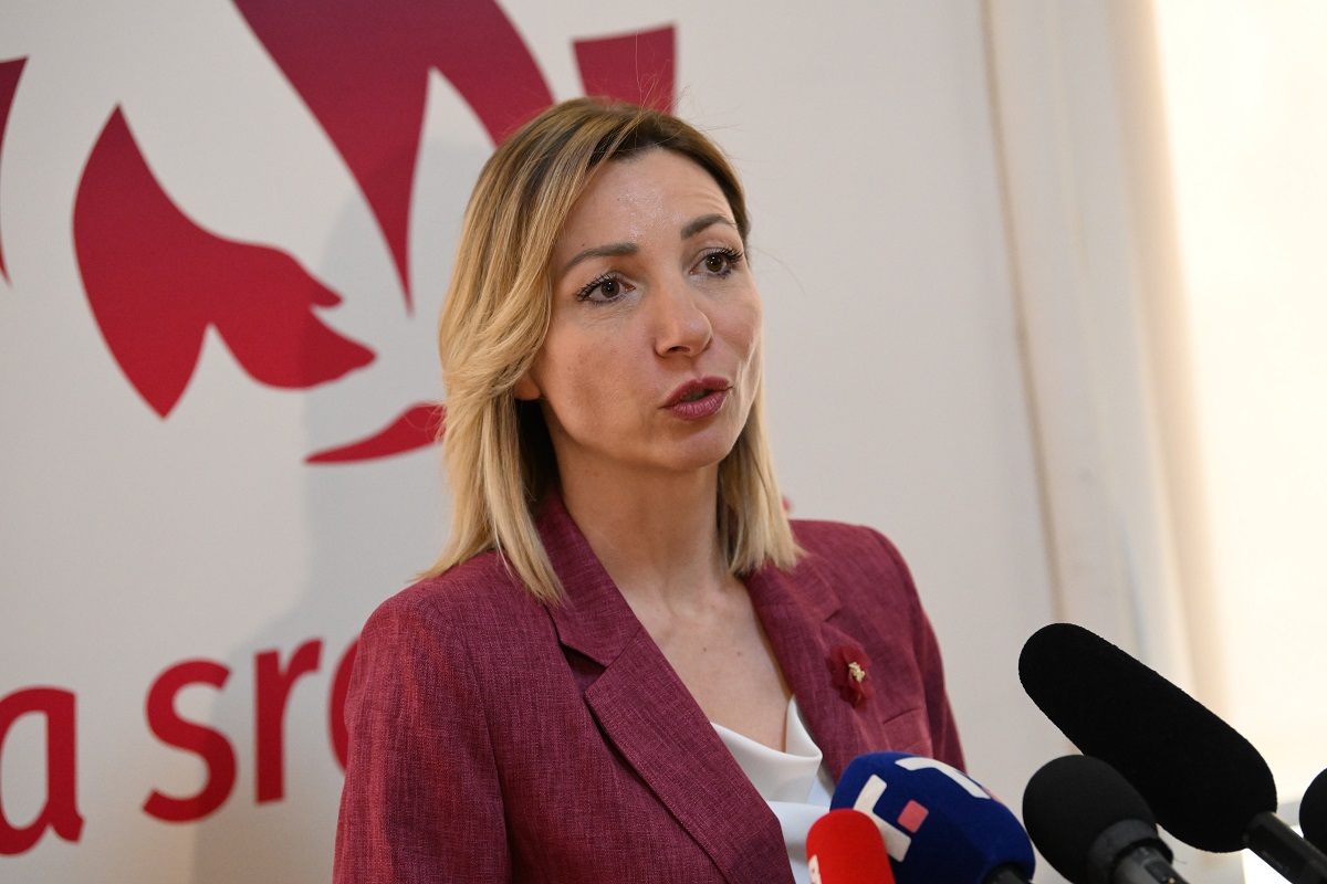 Macura: Uvođenje obrazovanja i političkih prava žena su temelji rodne ravnopravnosti