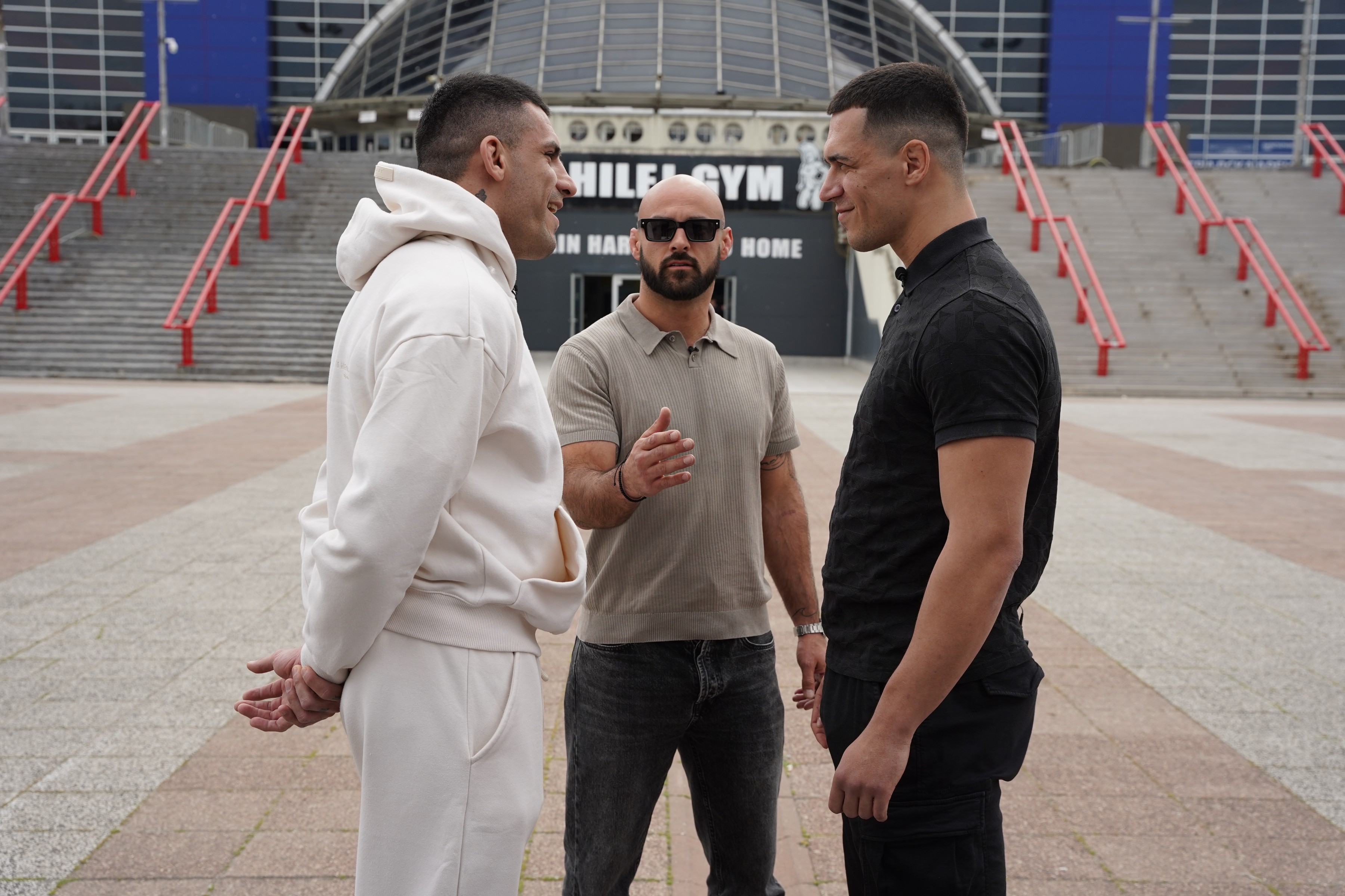 Džoker Ilić i Đani Barbir se suočili ispred Beogradske arene! Sve je spremno za spektakl na FNC 31