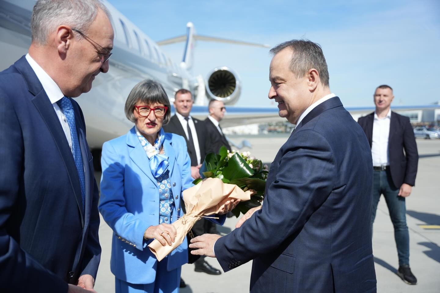 Historic visit after 18 years: Swiss President Guy Parmelin arrives in Belgrade, welcomed by Ivica Dacic