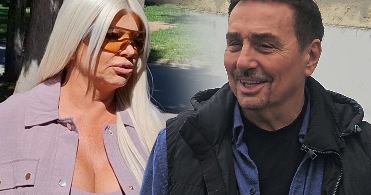 Keba poludeo za Darinim poprsjem: 