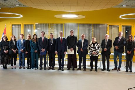E uprava, Potpisivanje protokola