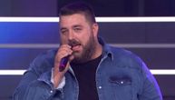 Pevač iz Zvezda Granda razotkrio istinu o produkciji: “ U ovo sam ušao kao neko…Uopšte me ne štede”