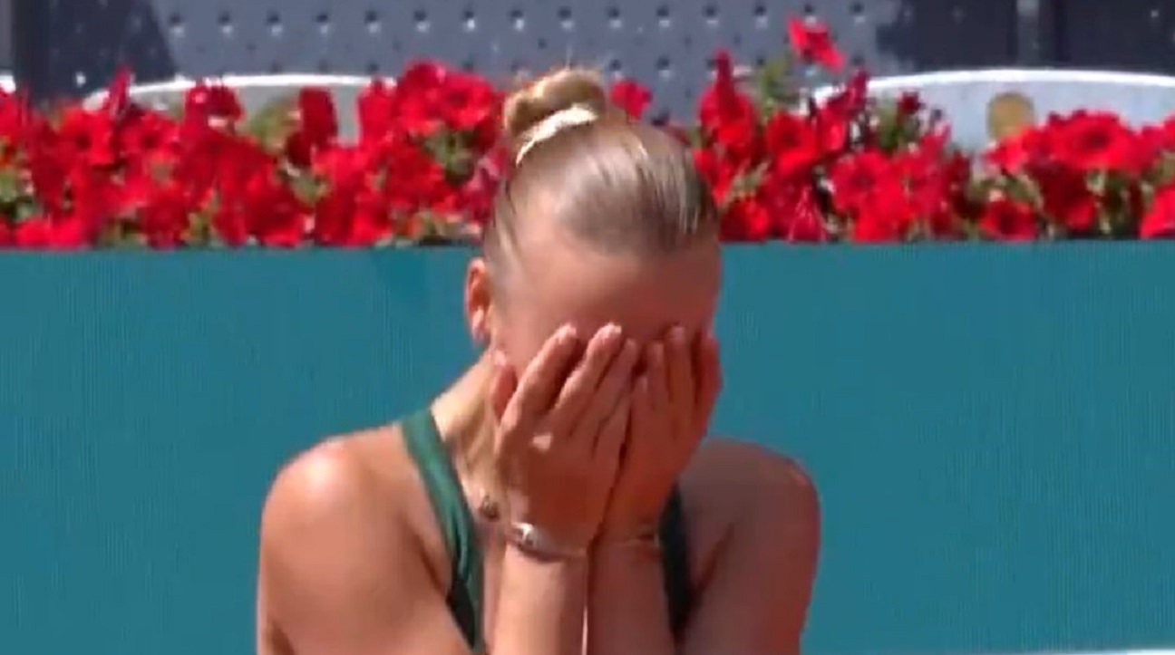 Ispisana istorija u Madridu: Prelepa teniserka uradila nešto što nije niko do sada, poznati momak je pozdravio