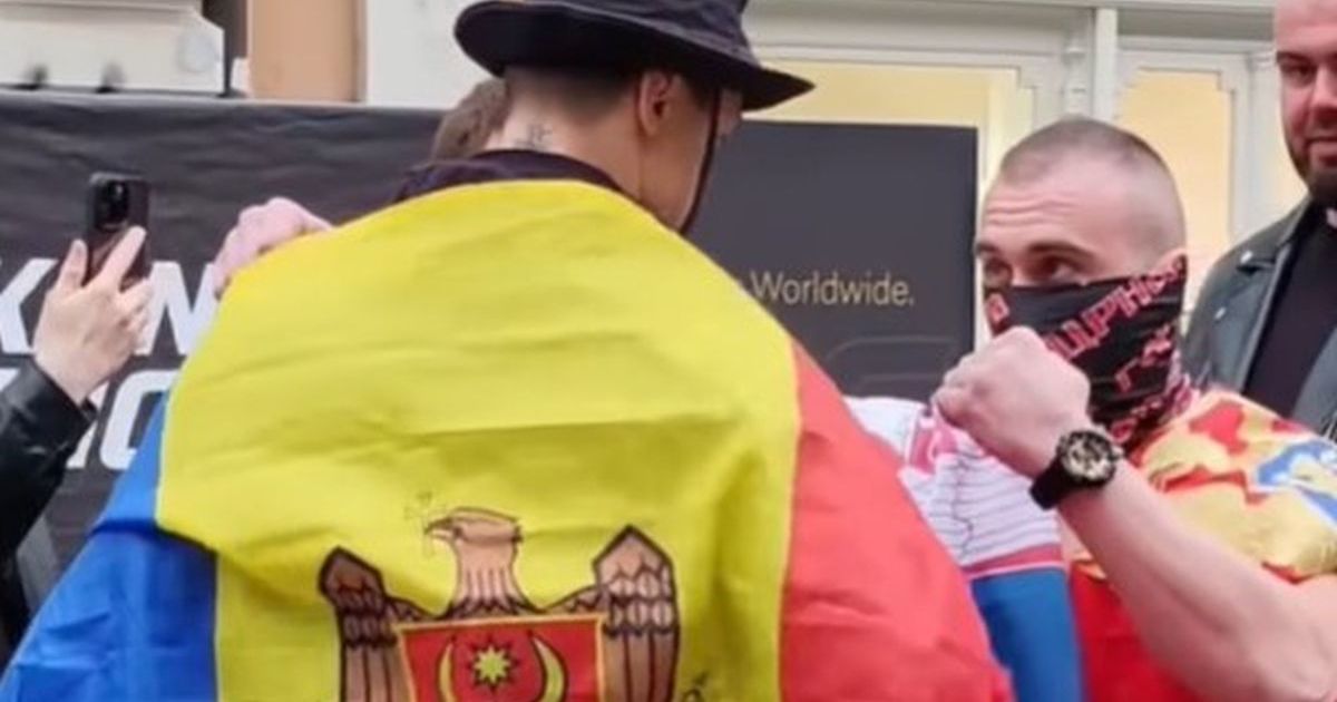 What we saw in the center of Belgrade is rarely seen! Before the 'bloody' show, he came out with the flags of Serbia and Montenegro