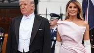 SNIMAK OBIŠAO SVET: Svi pričaju o neprijatnom trenutku Melanije i Donalda Trampa pred kamerama