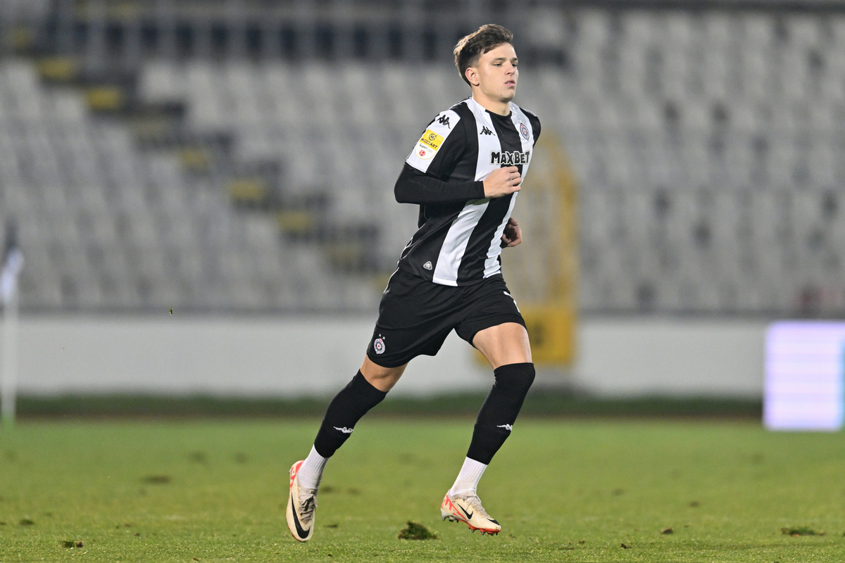 "Partizan je svetinja, najveći klub na svetu, kao što pesma kaže..."