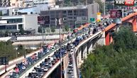 Beograd je upravo STAO: Kilometarske kolone na izlazima iz grada, ako krećete na Prvi maj, ovo morate znati