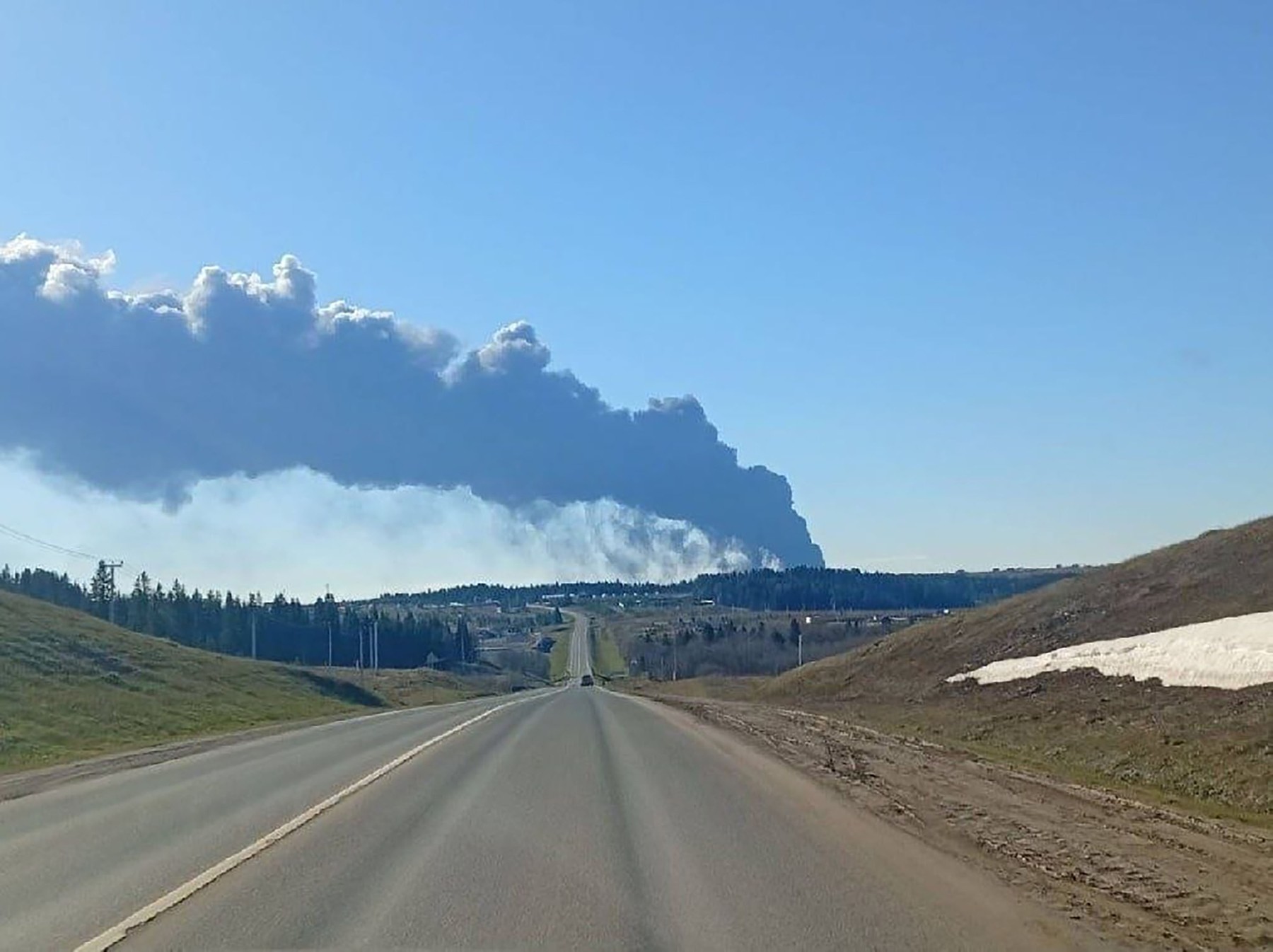 Glavobolja za Putina: Pogledajte kako izgleda milionski ruski grad, proglašena opasnost, sve gori!