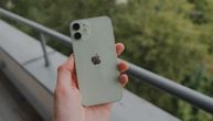 Zašto je popravka stakla na iPhone telefonima toliko skupa: Razlog je jedan detalj