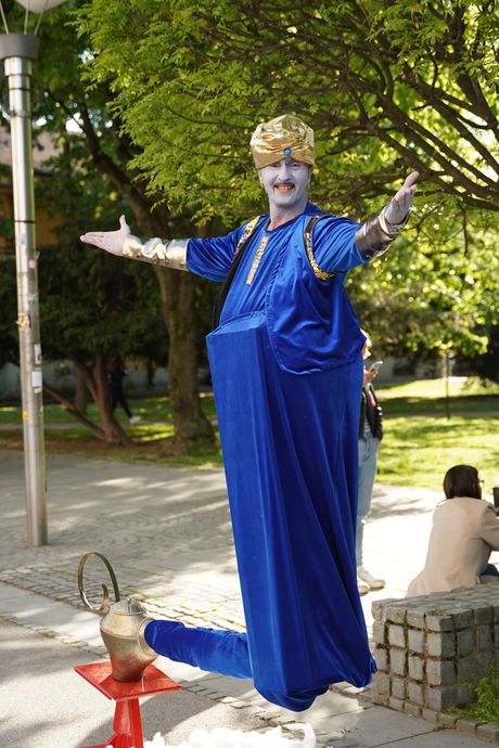 Žive statue, Festival Loznica